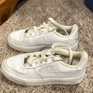 Nike Air Force 1 White Sneakers